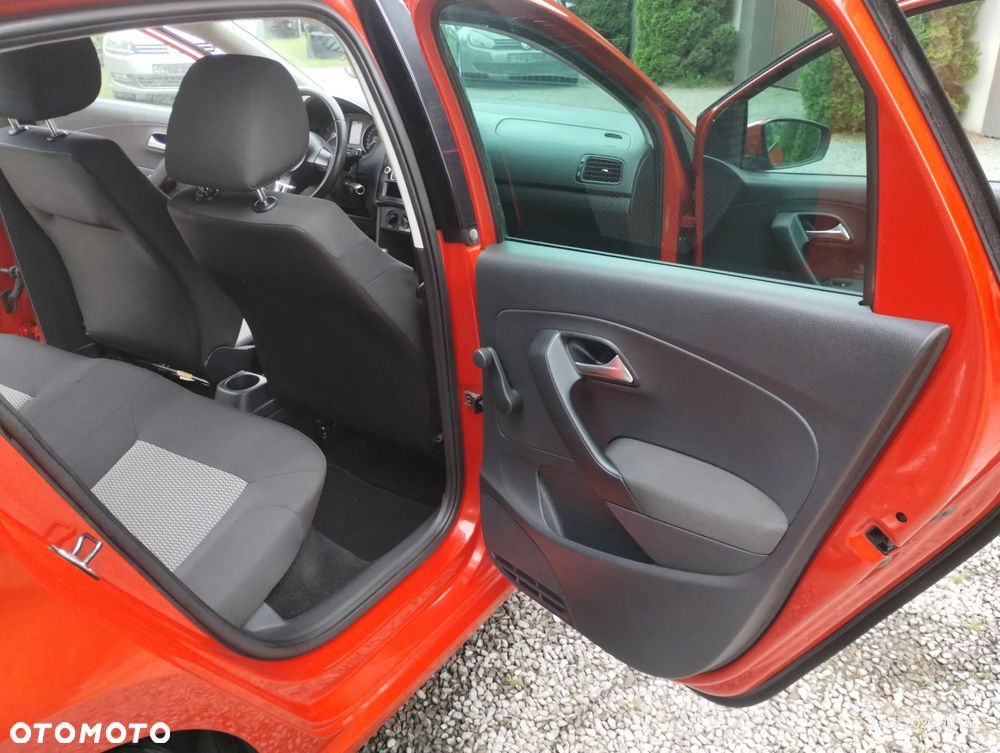 Volkswagen Polo 1.4 Comfortline - 27