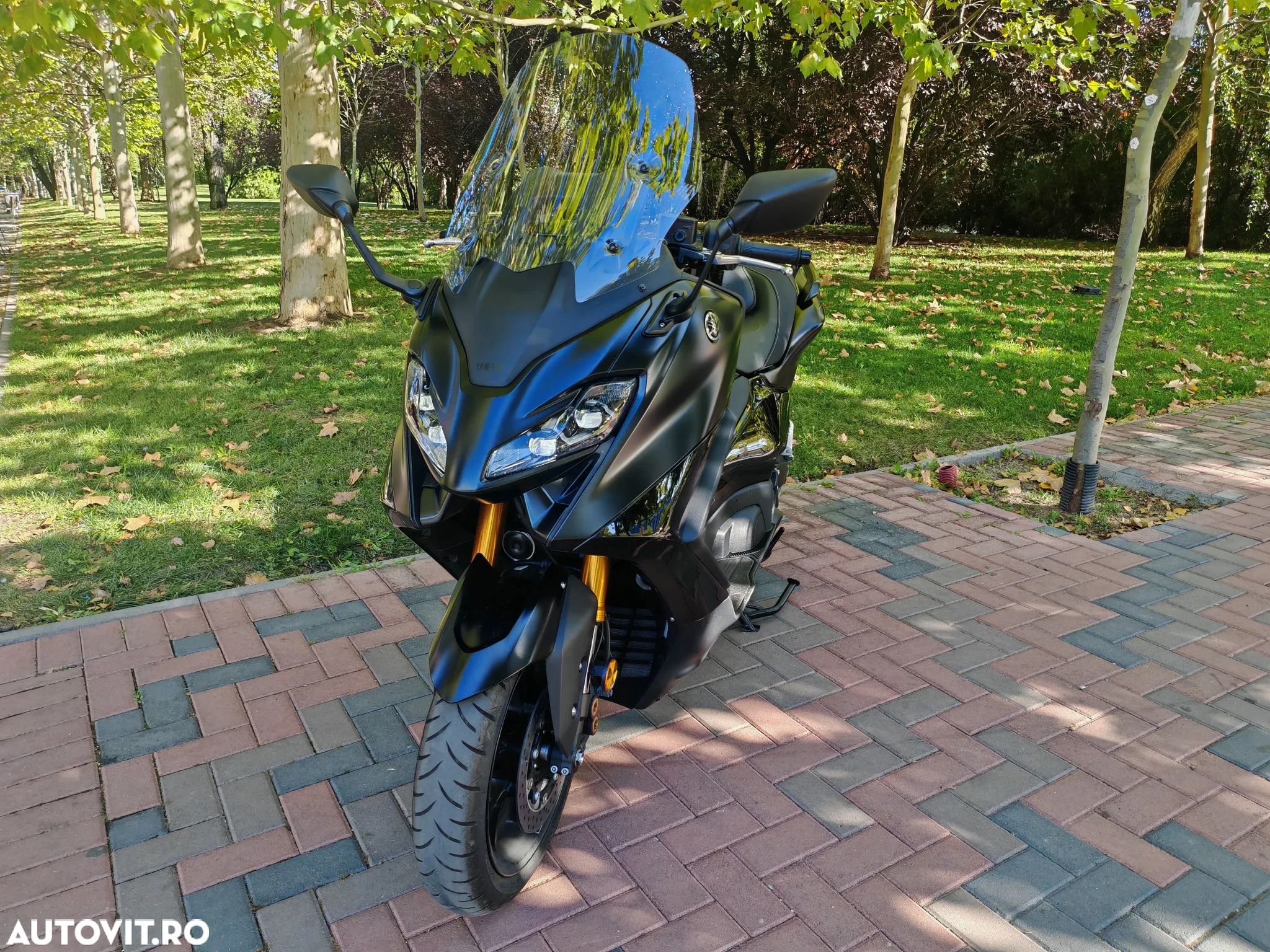 Yamaha TMAX 560 - 1