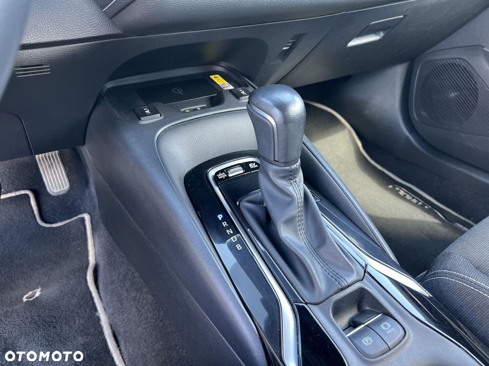 Toyota Corolla 1.8 Hybrid Comfort - 18
