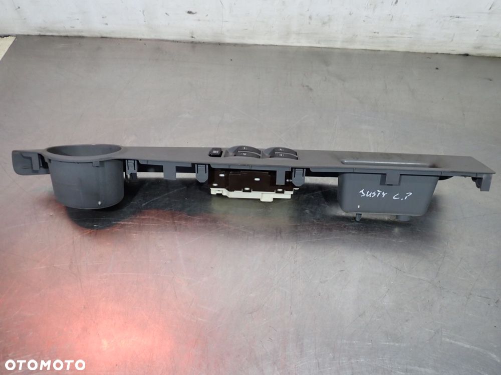 PRZEŁĄCZNIK PODNOSZENIA SZYB LEWY PRZÓD SUBARU JUSTY IV   74232-B1020 - 5