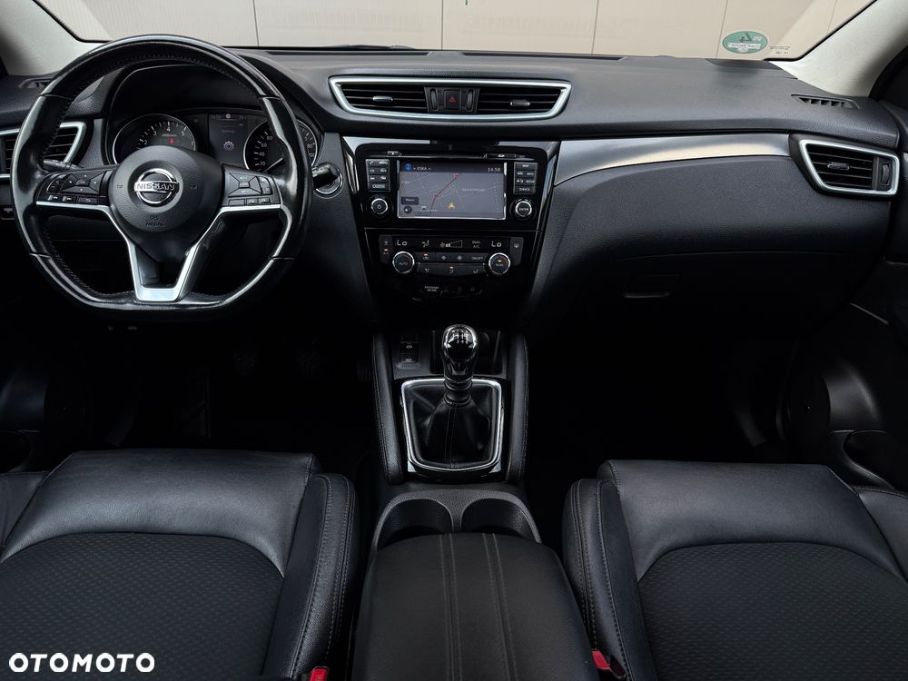 Nissan Qashqai 1.3 DIG-T Tekna - 14