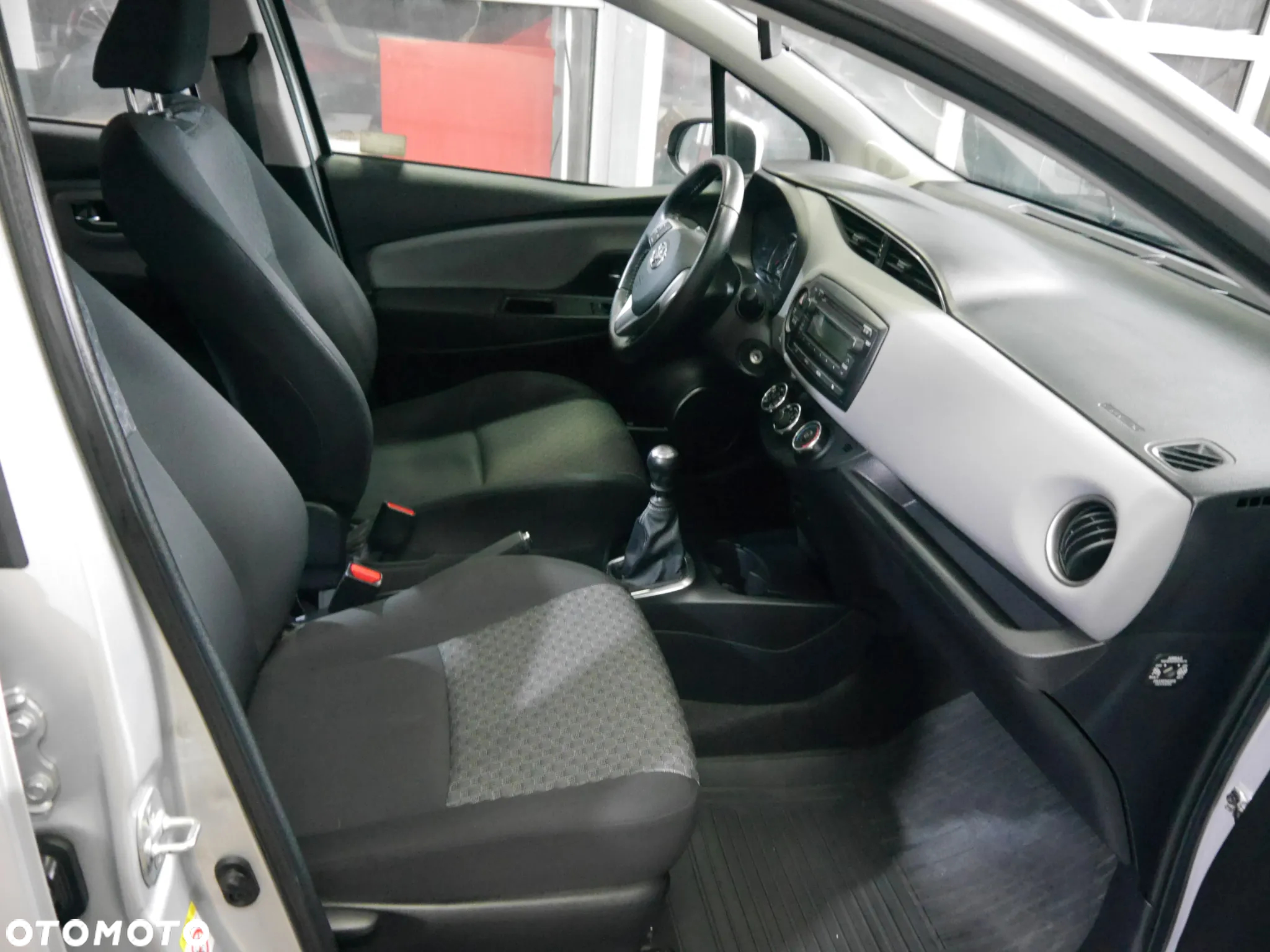 Toyota Yaris 1.33 Active - 20