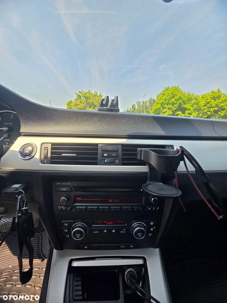 BMW Seria 3 - 18