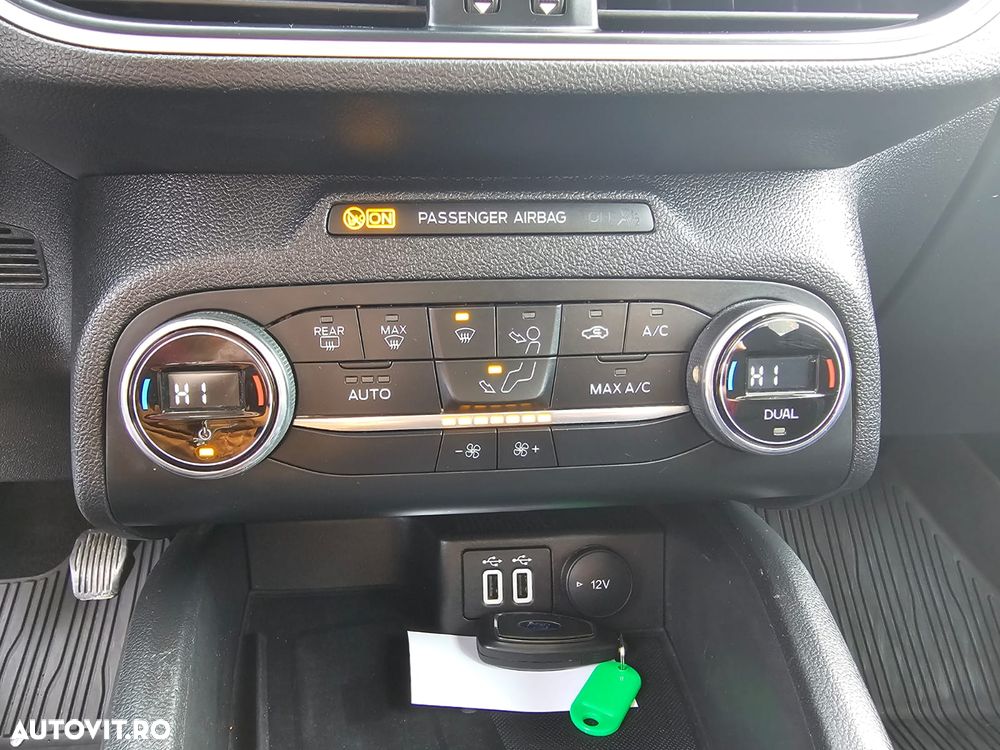 Ford Focus 1.5 EcoBlue Titanium - 21