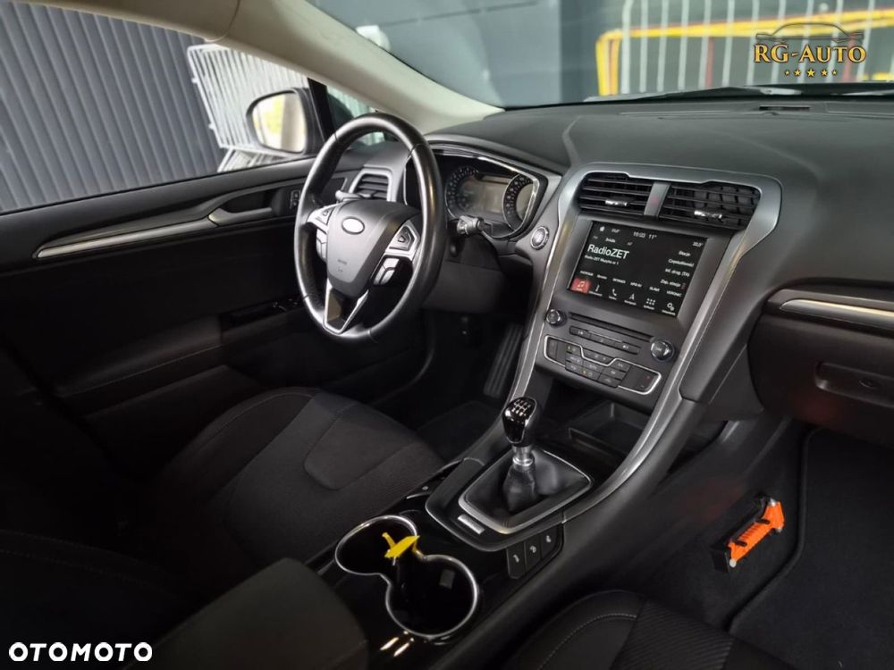 Ford Mondeo - 21