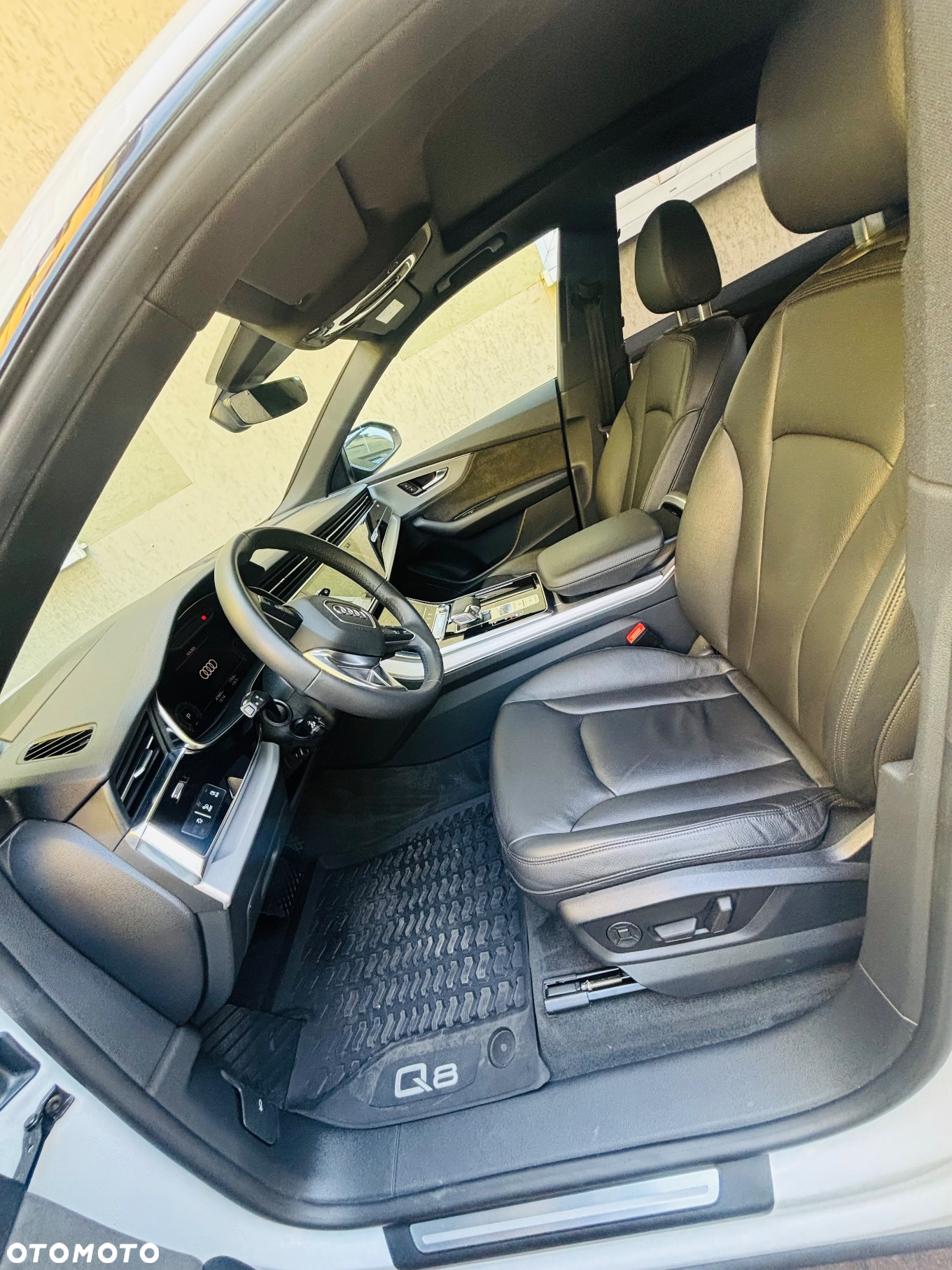 Audi Q8 - 2