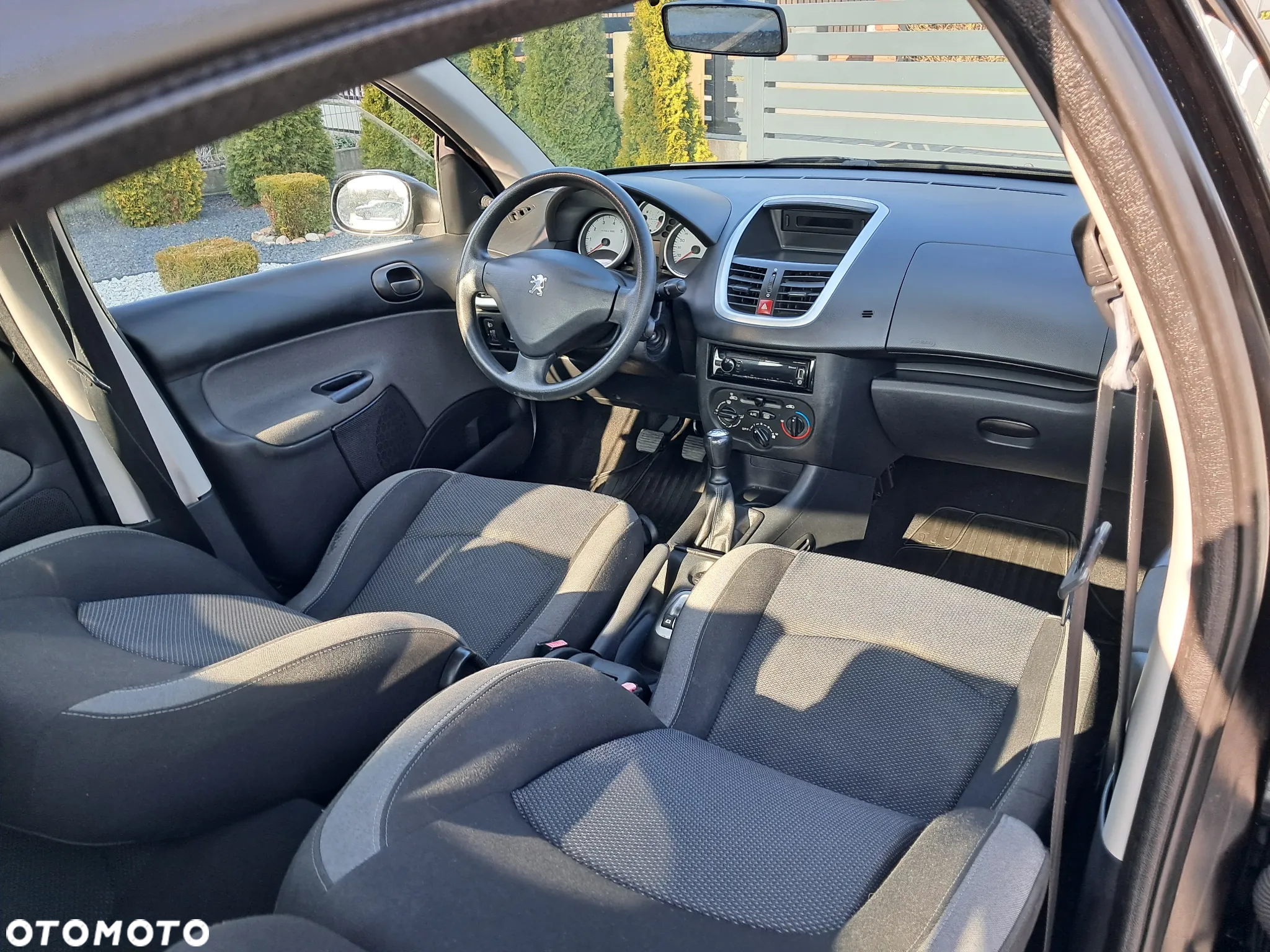Peugeot 206 plus - 17