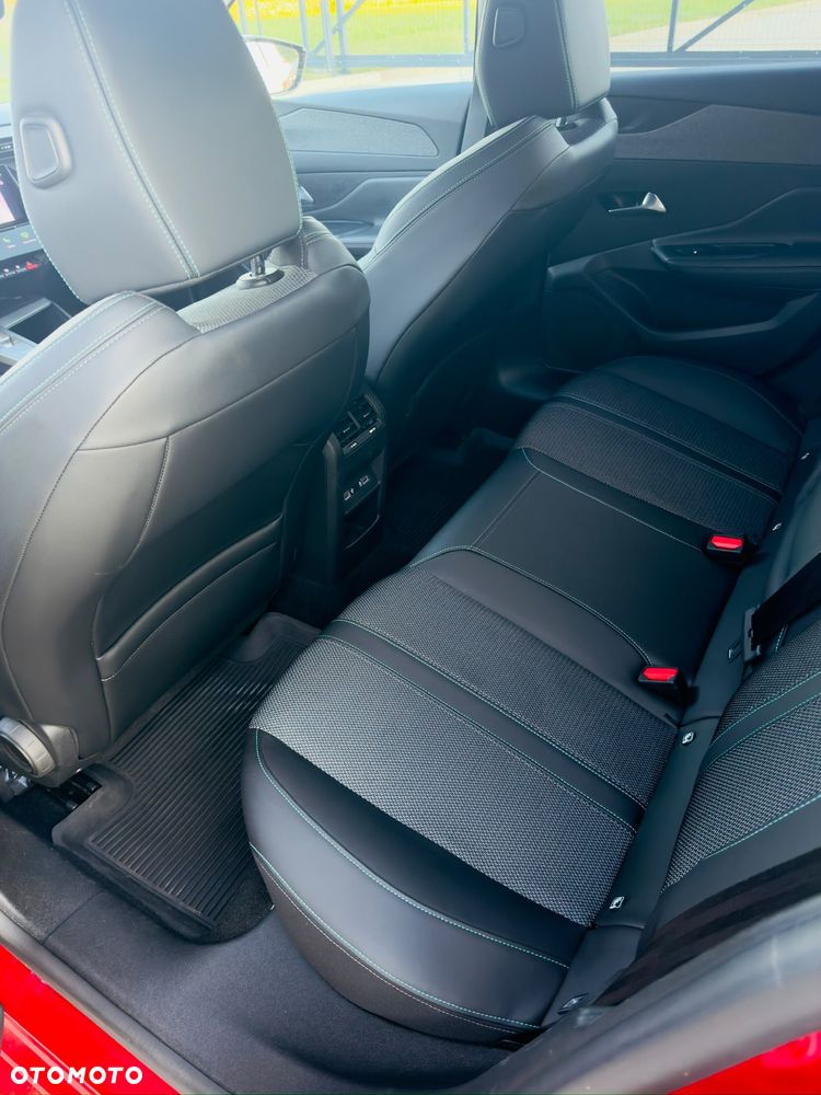 Peugeot 308 1.2 PureTech Allure Pack S&S EAT8 - 15