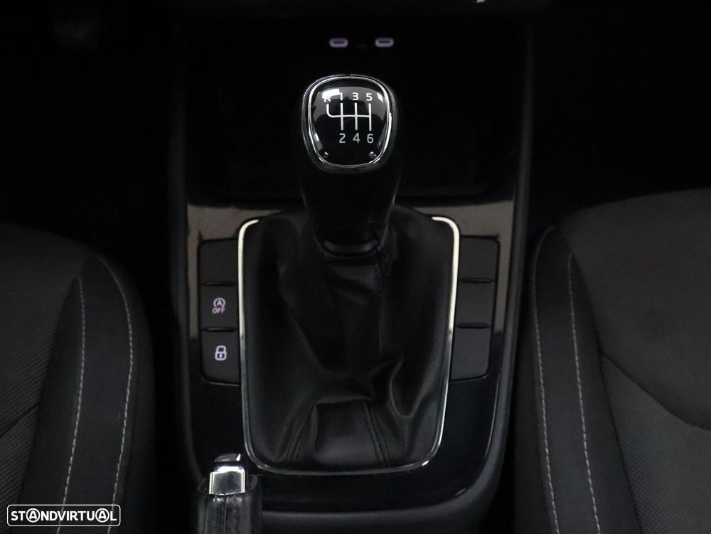 Skoda Fabia 1.0 TSI First Edition - 23