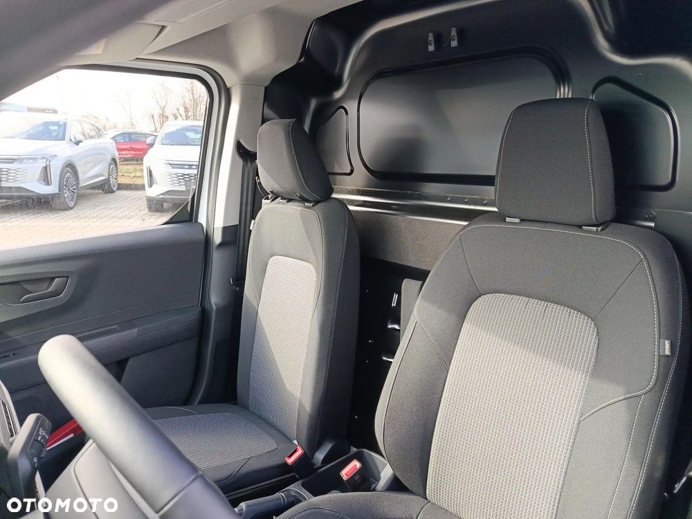 Ford Transit Courier - 5