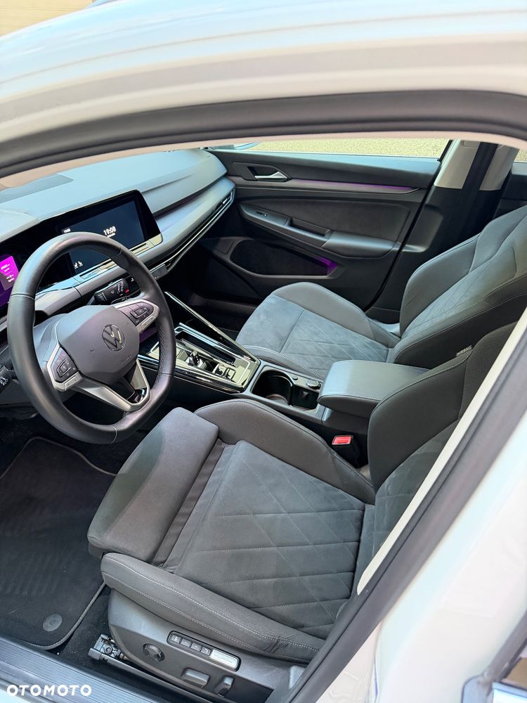 Volkswagen Golf 2.0 TDI SCR DSG Style - 27