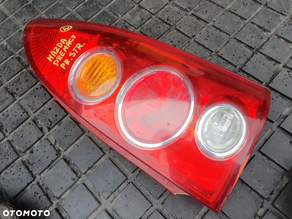 MAZDA PREMACY LIFT LAMPA PRAW TYLNA PRAWY TYŁ - 1