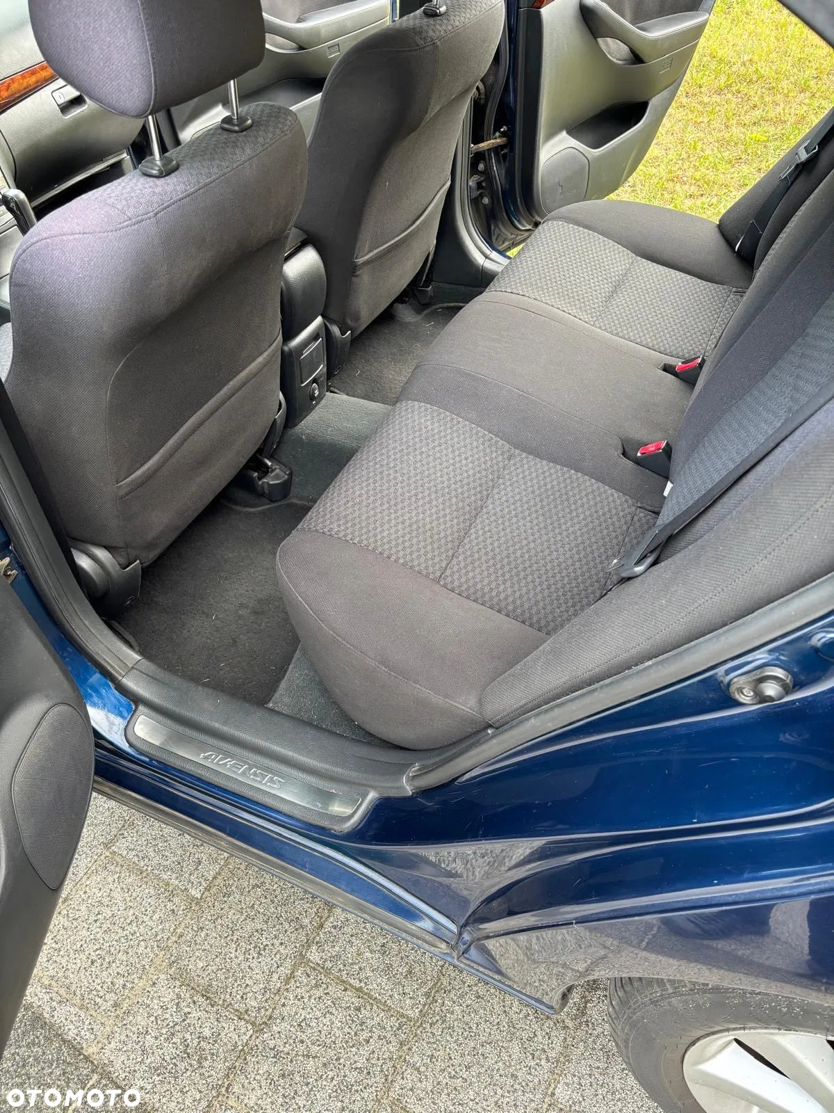 Toyota Avensis - 11