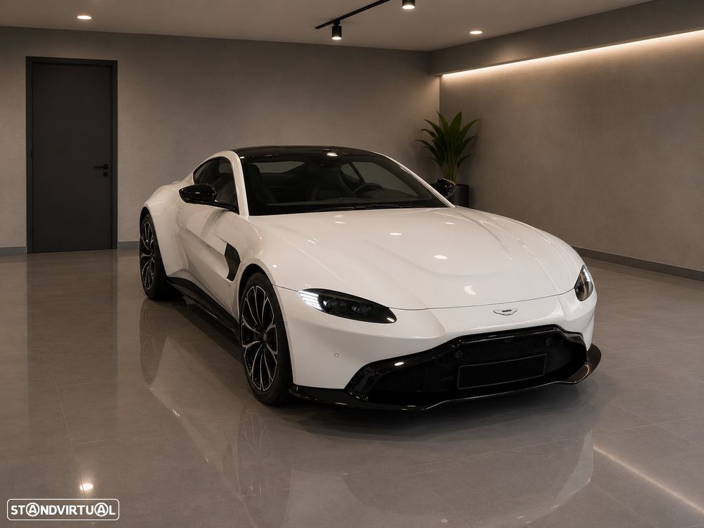 Aston Martin Vantage Coupe 4.0 Twin-Turbo V8 - 3