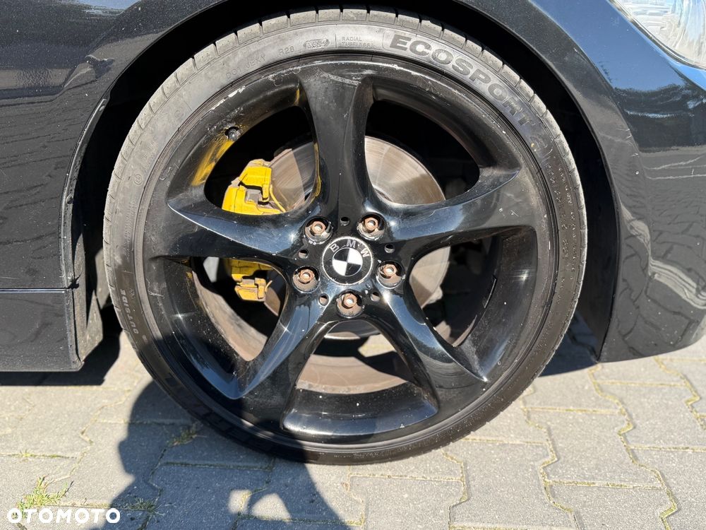 BMW Seria 3 318d Sport Line - 33