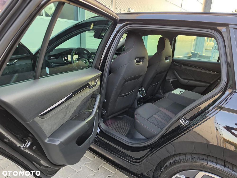 Skoda Octavia 2.0 TSI RS DSG - 35