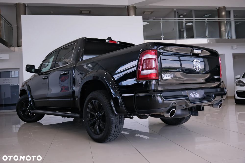 RAM 1500 Crew Cab Longhorn - 18