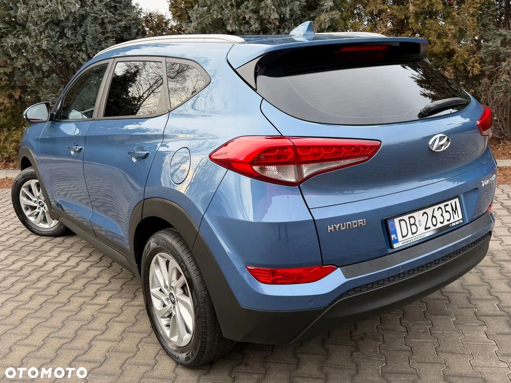 Hyundai Tucson 1.7 CRDI BlueDrive Comfort 2WD - 19