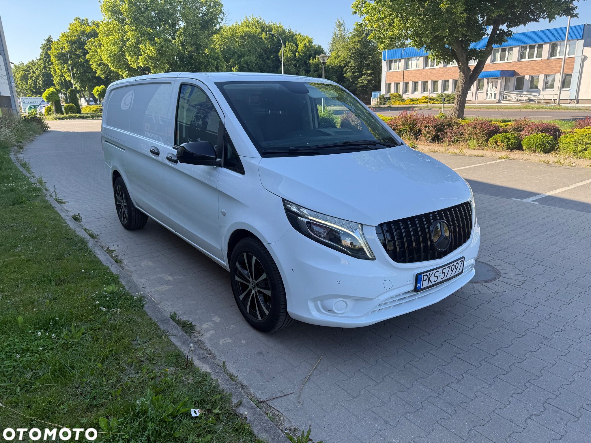 Mercedes-Benz Vito Long - 1