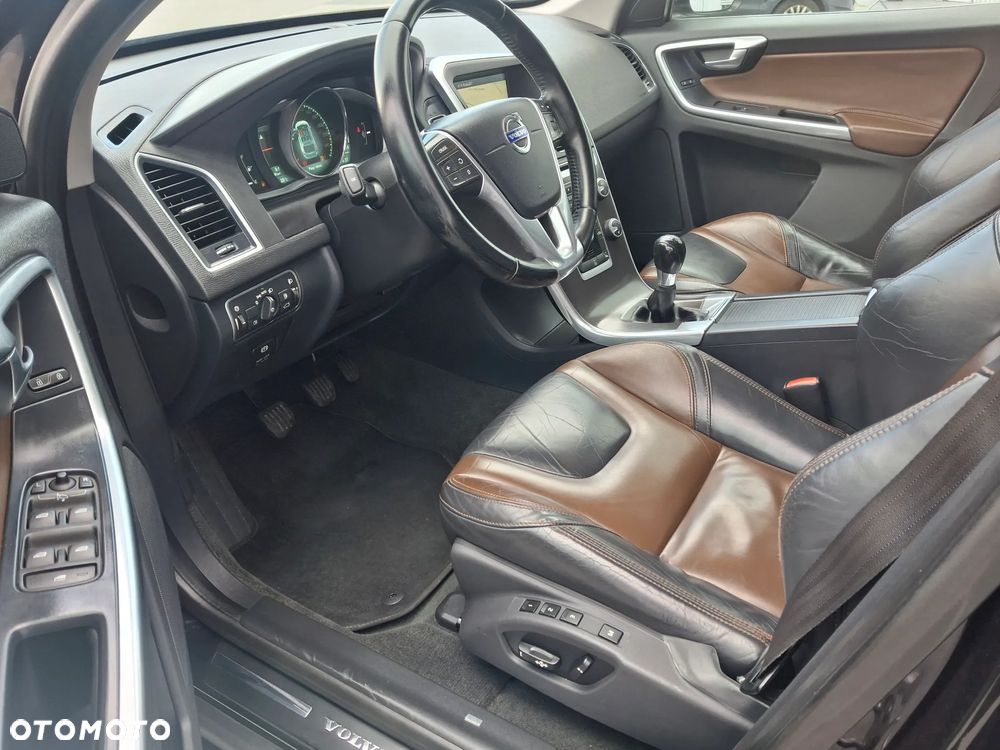 Volvo XC 60 D3 Edition Pro - 29