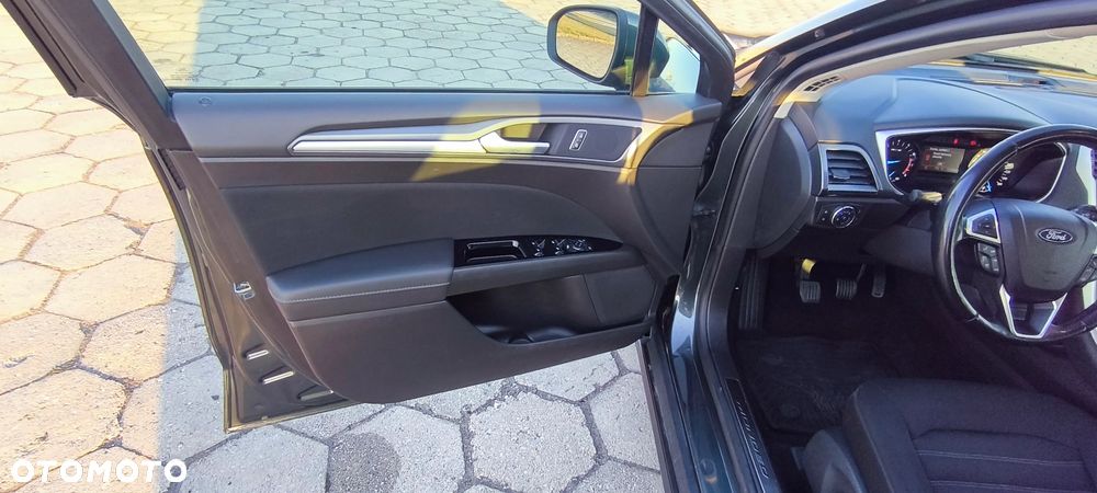 Ford Mondeo 1.5 EcoBoost Trend - 27