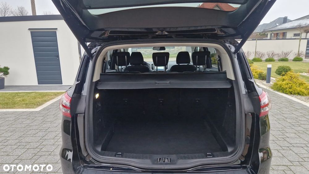 Ford S-Max 2.0 TDCi Titanium PowerShift - 33