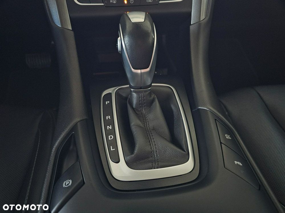 Ford Mondeo - 25