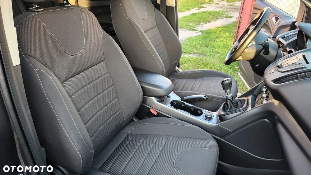 Ford Kuga - 7