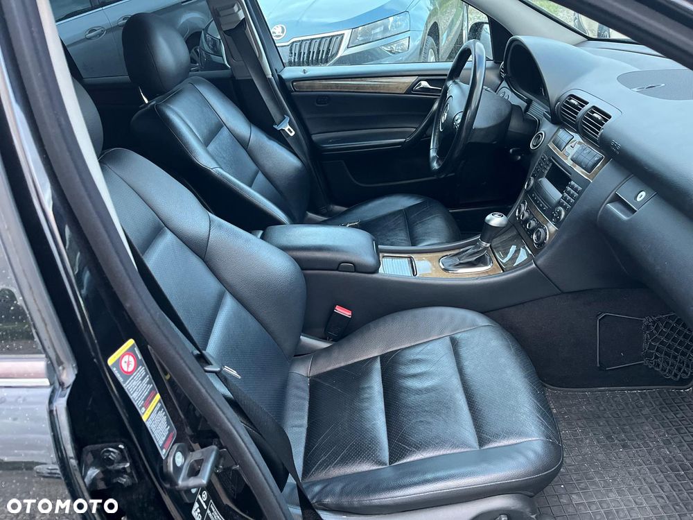 Mercedes-Benz Klasa C 180 Kompressor Automatik Avantgarde Sport Edition - 9