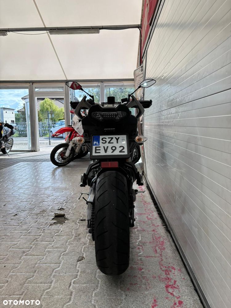 Yamaha MT - 33