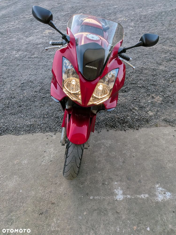 Honda VFR - 5