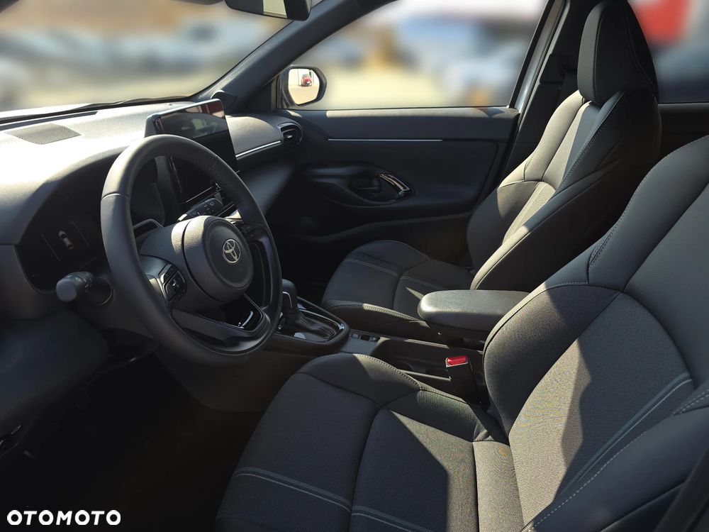 Toyota Yaris Cross Hybrid 1.5 Executive - 15