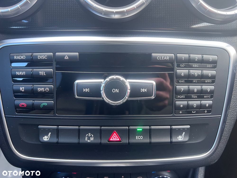 Mercedes-Benz CLA 220 CDI 7G-DCT - 17