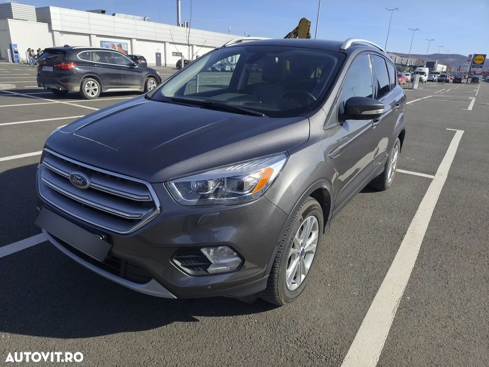 Ford Kuga - 3