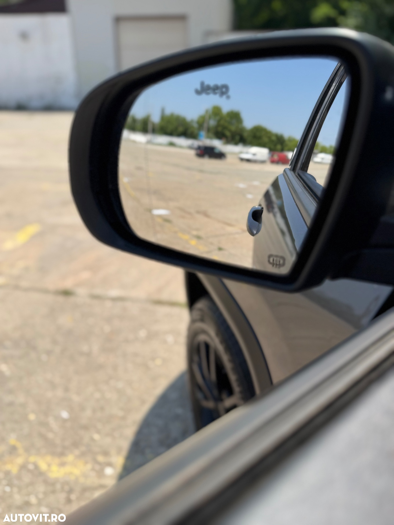 Jeep Compass - 17