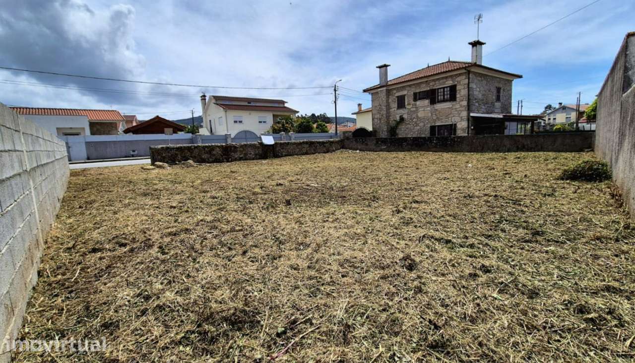 Venda de terreno para construção com 387m², Barroselas, Viana do Ca - Grande imagem: 3/30
