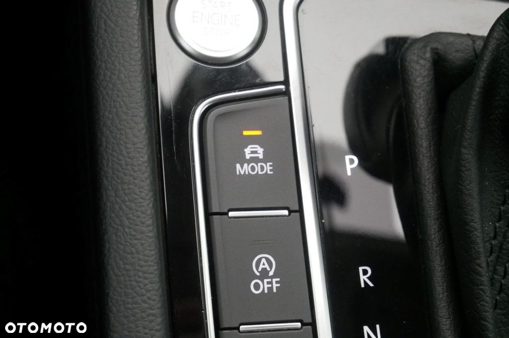 Volkswagen Passat 2.0 TSI Elegance DSG - 21