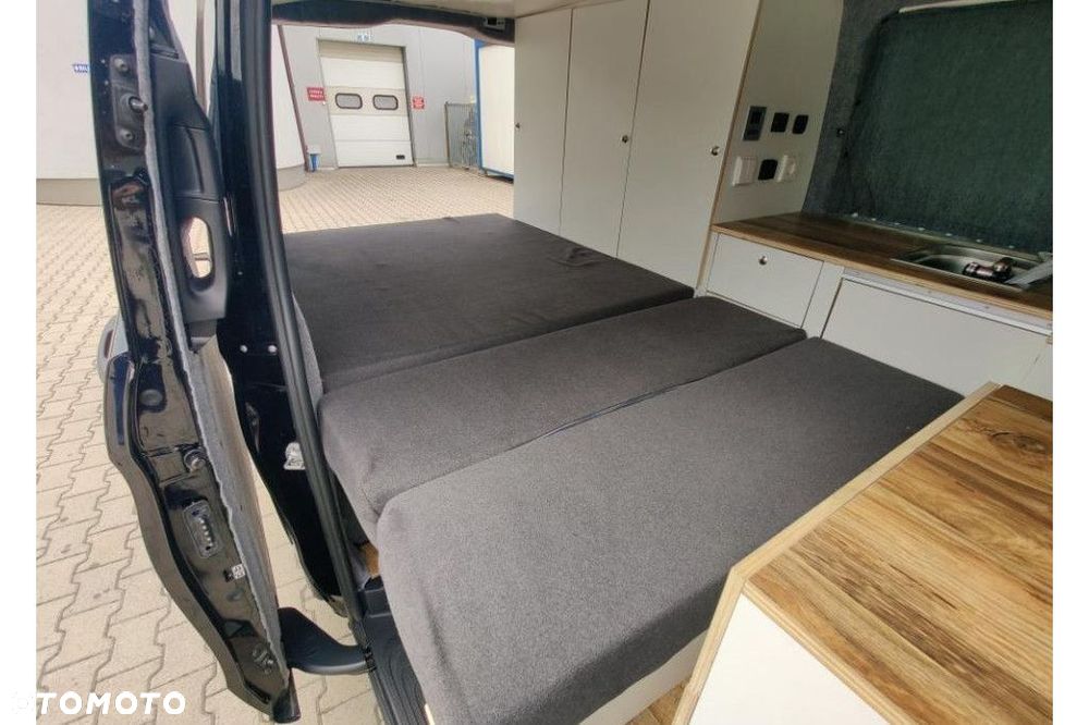 Mercedes-Benz Vito - 20