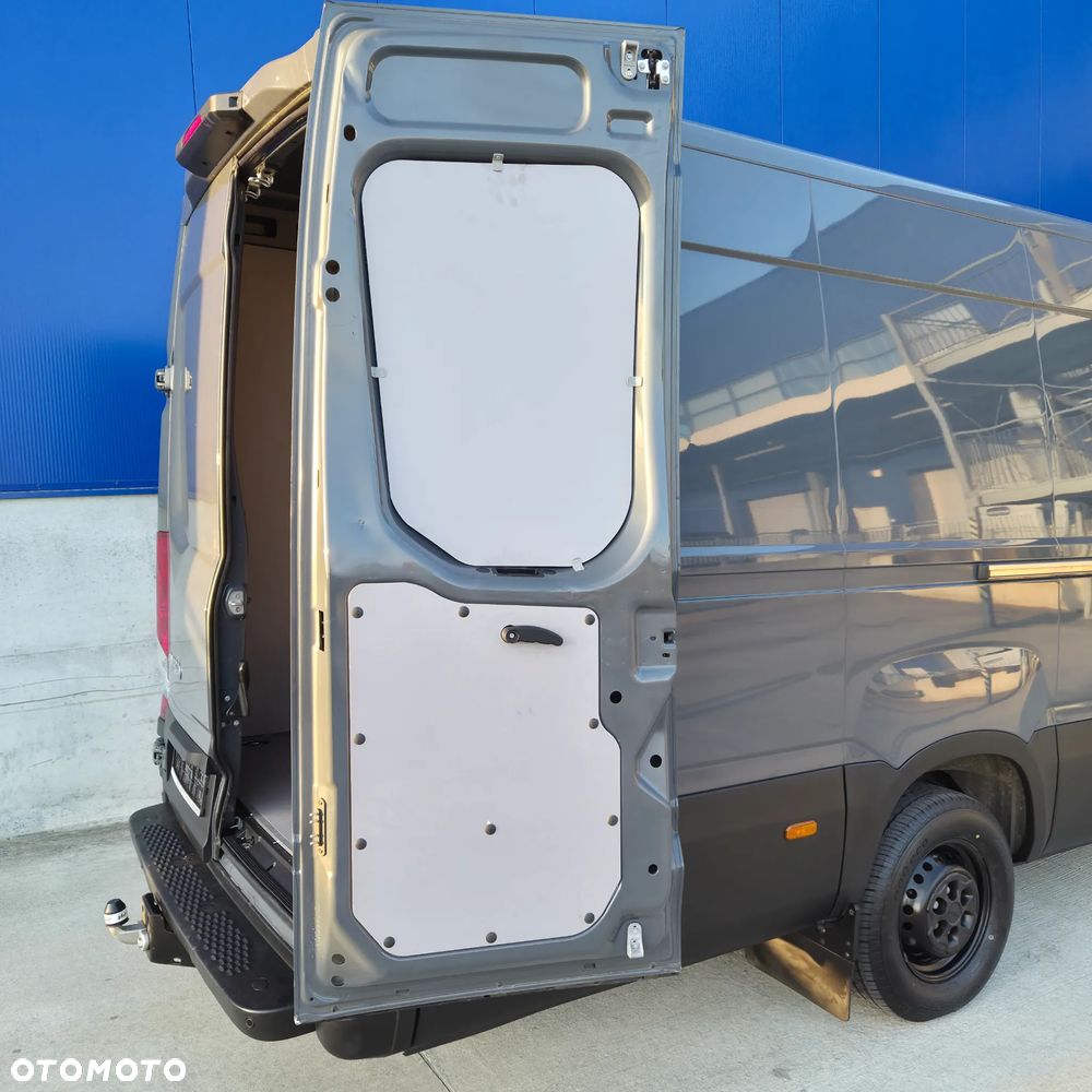 Iveco Daily 35s18 - 18