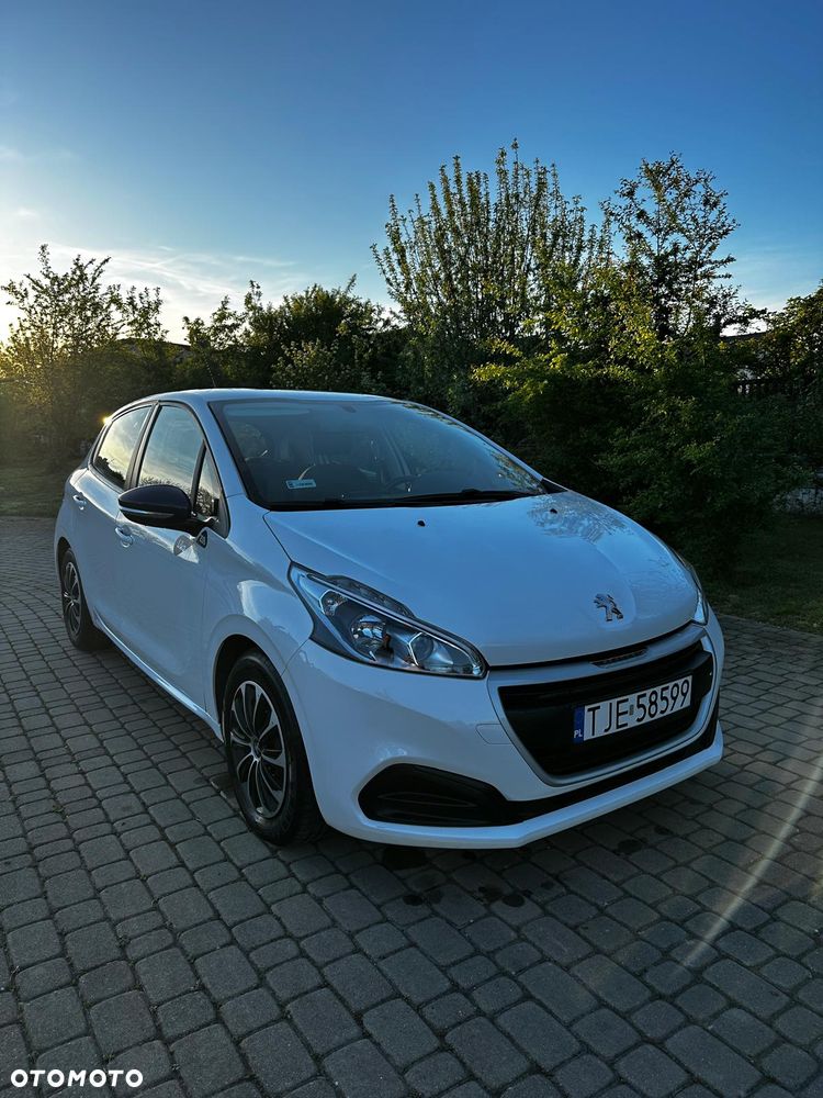 Peugeot 208 - 7