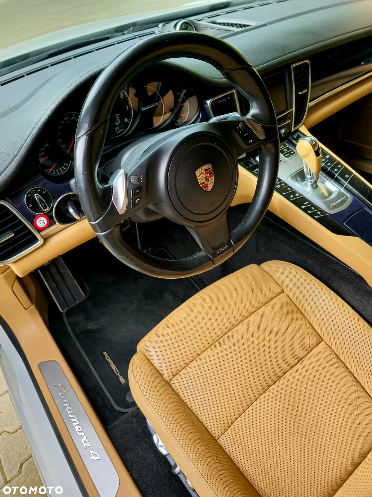 Porsche Panamera 4 PDK Edition - 28