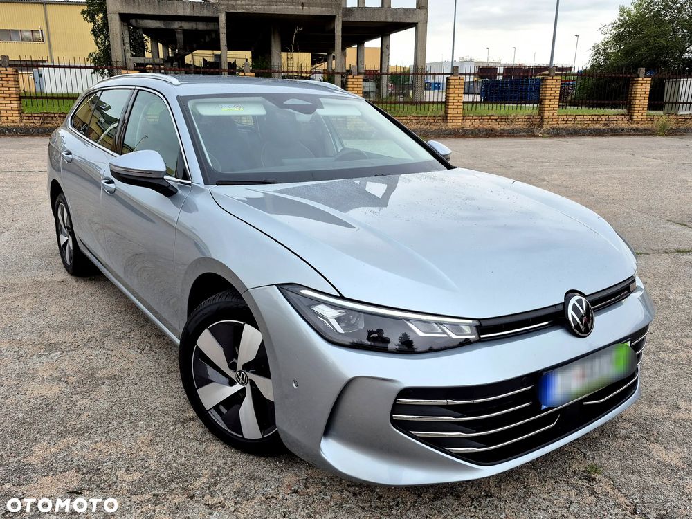 Volkswagen Passat 2.0 TDI SCR DSG Business - 33