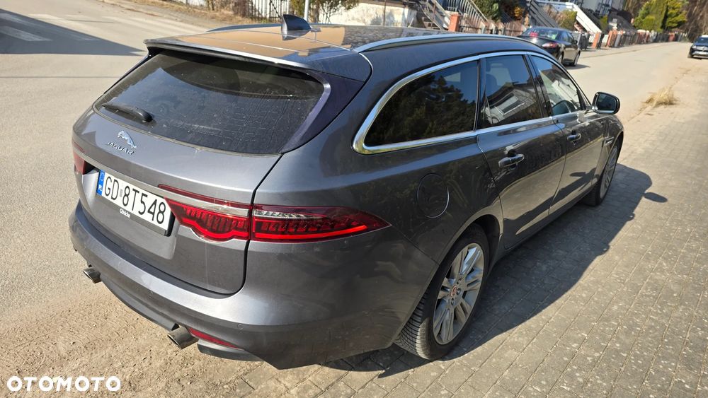 Jaguar XF 2.0 i4D AWD Portfolio - 5