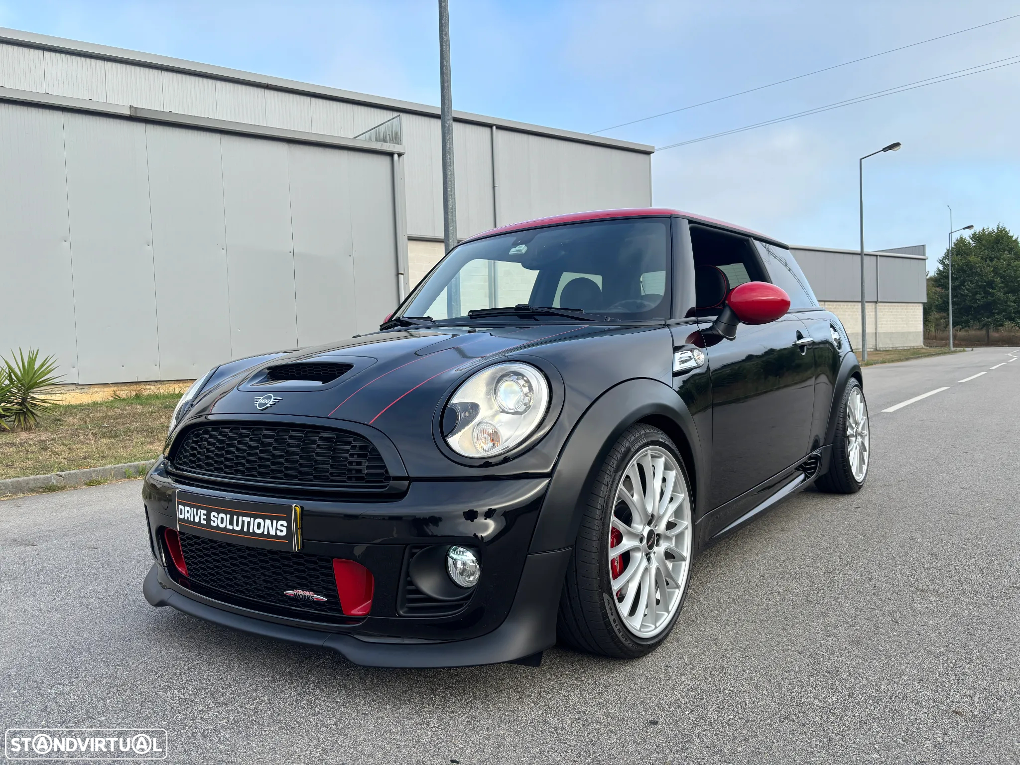MINI 3 Portas John Cooper Works - 18