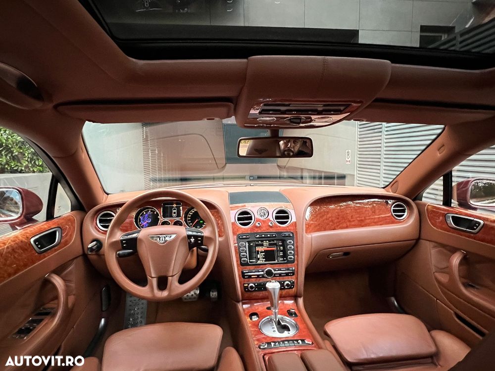 Bentley Flying Spur - 1