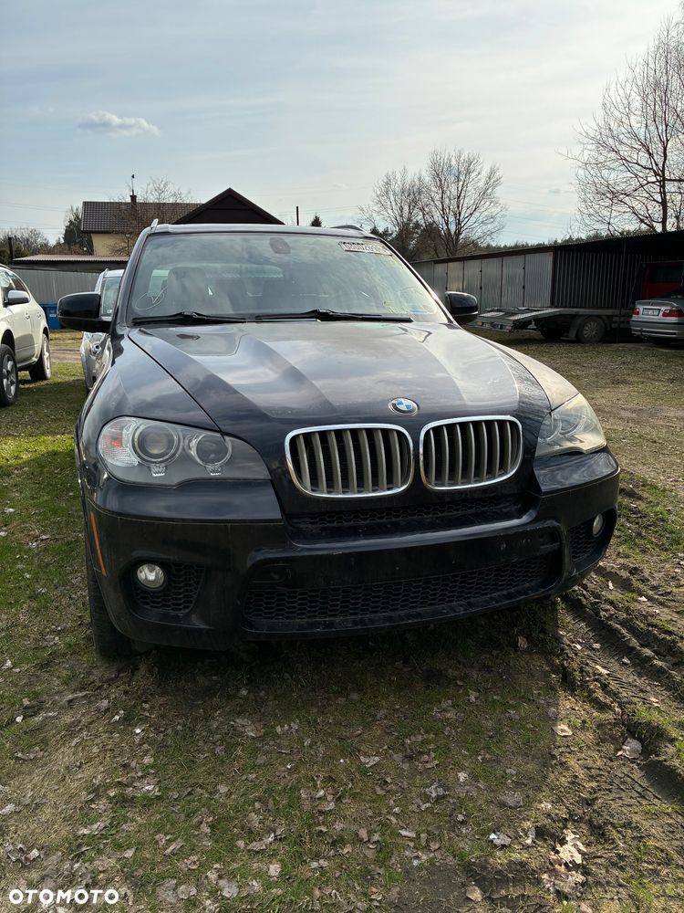 BMW X5 xDrive50i - 2