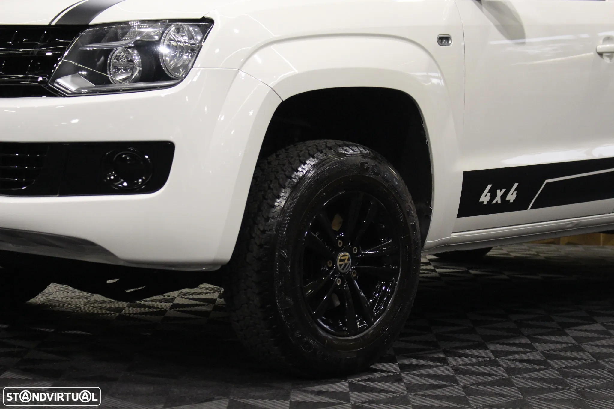 VW Amarok 2.0 TDi CD Extra AC Plus CM 4Motion - 2