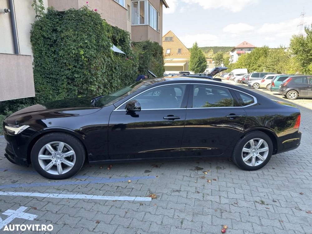 Volvo S90 D4 AWD Geartronic Momentum - 6