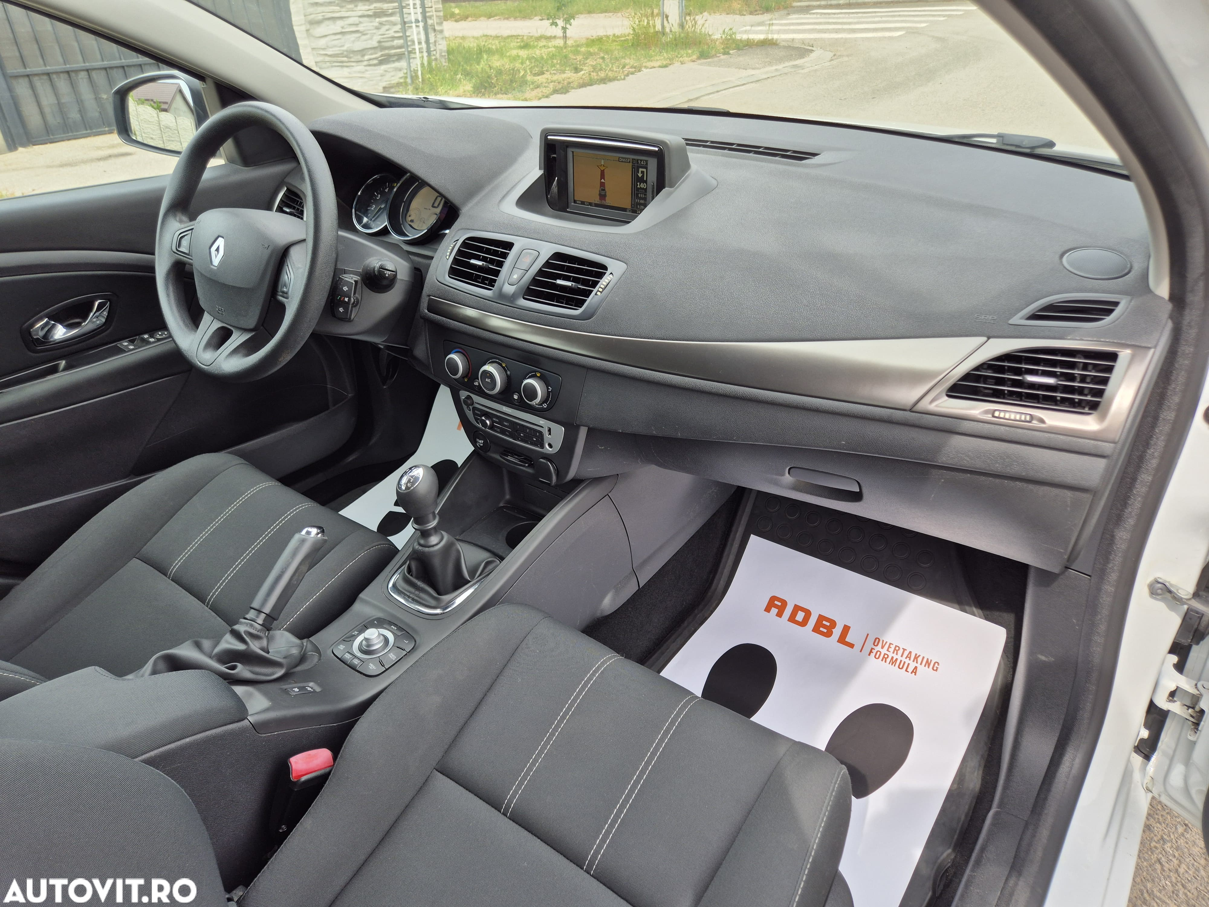 Renault Megane 1.5 dCi Expression - 11