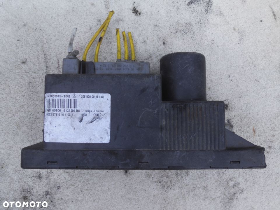 POMPKA ZAMKA CENTRALNEGO MERCEDES W202 2088000948 - 1